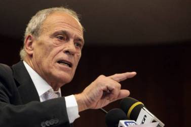 "ΓΙ ΑΥΤΟ ΨΗΦΙΣΑ "ΟΧΙ" ΣΤΗΝ ΑΡΣΗ ΑΣΥΛΙΑΣ" Γ.Δημαράς: "Χωρίς αποδείξεις διώκουν τον Κασιδιάρη"